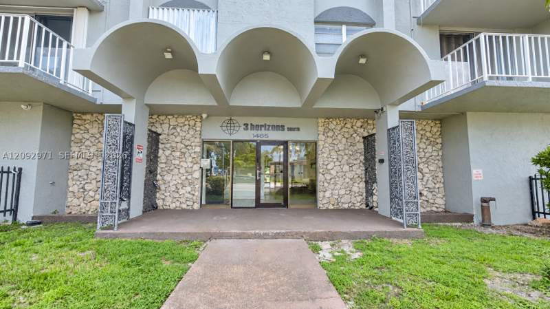 1 bedroom Condominium at 1465 NE 123rd St 505, Three Horizons South Cond, North Miami — photo 2