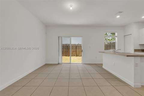 2683 SE 12th St, Homestead FL - photo 10 of 44