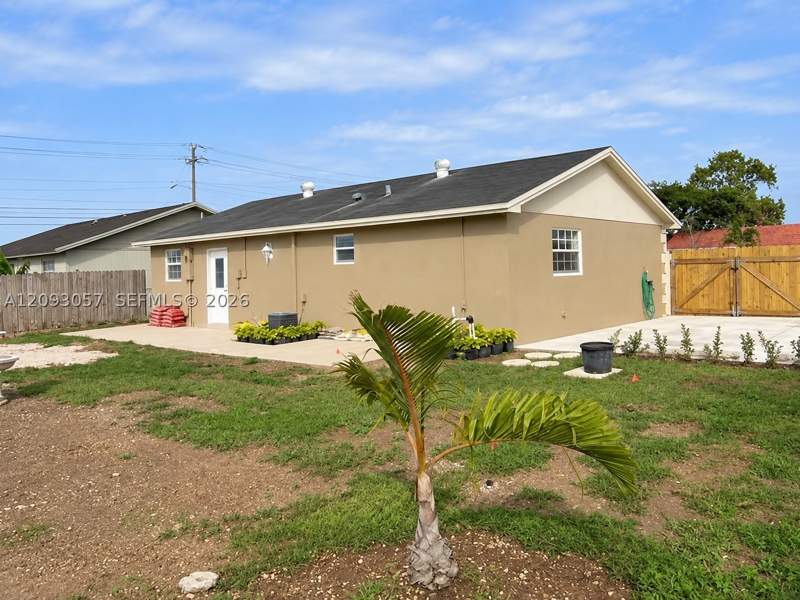 3 bedroom SingleFamilyResidence at 34 SW 17th Ave, Avocado Villas, Homestead — photo 3