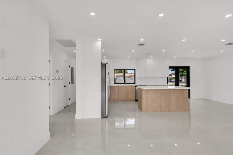 4 bedroom SingleFamilyResidence at 20154 NW 12th Pl, Honey Hill Estates, Miami Gardens — photo 5