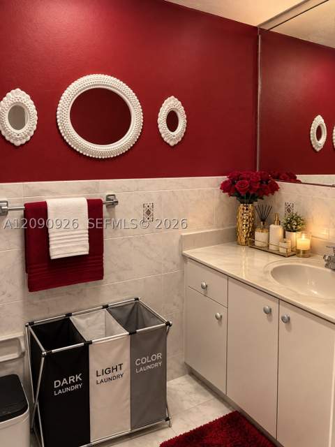 10071 NW 127 terrace, Hialeah Gardens FL - photo 11 of 14