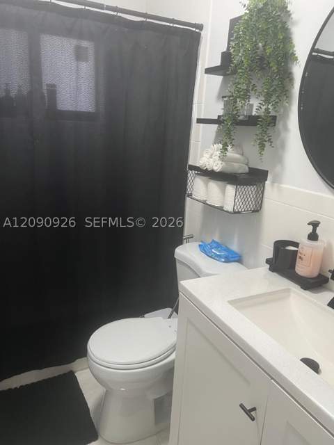 10071 NW 127 terrace, Hialeah Gardens FL - photo 7 of 14