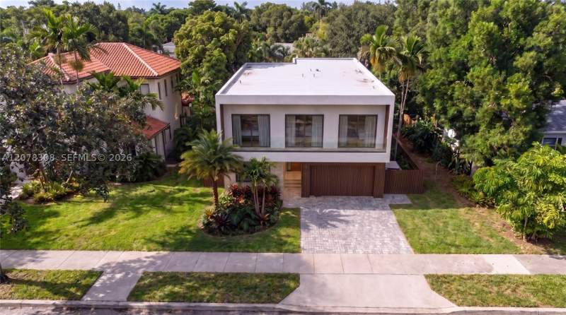 6 bedroom SingleFamilyResidence at 44 NE 88th St, El Portal Sec 5, El Portal — photo 4