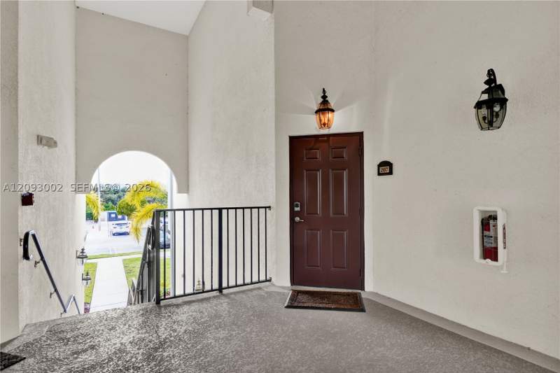 3 bedroom Condominium at 10620 NW 88th St 207, Adagio At Central Park Co, Doral — photo 2