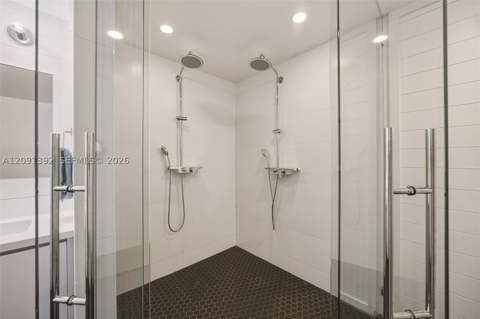 445 Grand Bay Dr 104, Key Biscayne FL - photo 18 of 36