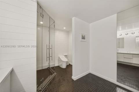 445 Grand Bay Dr 104, Key Biscayne FL - photo 19 of 36