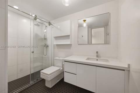 445 Grand Bay Dr 104, Key Biscayne FL - photo 22 of 36