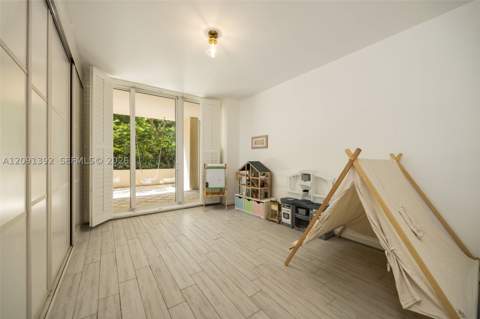 445 Grand Bay Dr 104, Key Biscayne FL - photo 24 of 36