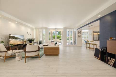 445 Grand Bay Dr 104, Key Biscayne FL - photo 7 of 36