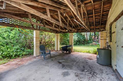931 NW 14th Ct, Miami FL - photo 16 of 26