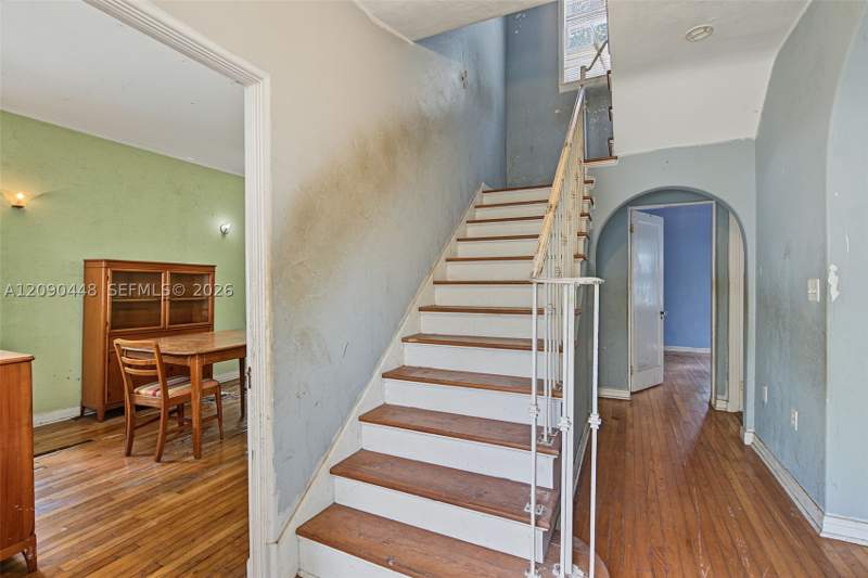 3 bedroom SingleFamilyResidence at 931 NW 14th Ct, Oak Terrace, Miami — photo 3