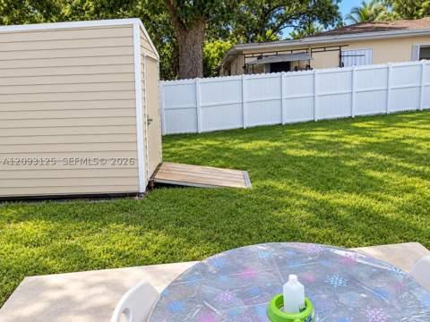 1788 NW 112th Ter, Miami FL - photo 12 of 15
