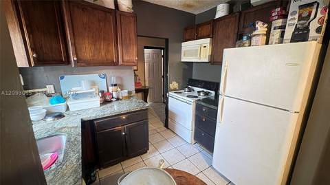551 NE 159th St, Miami FL - photo 9 of 26