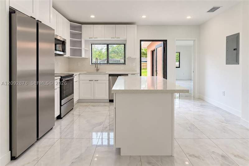 3 bedroom SingleFamilyResidence at 835 NW 126th St, North Shore Heights, North Miami — photo 2