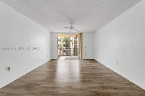 8255 Lake Dr 304, Doral FL - photo 15 of 26
