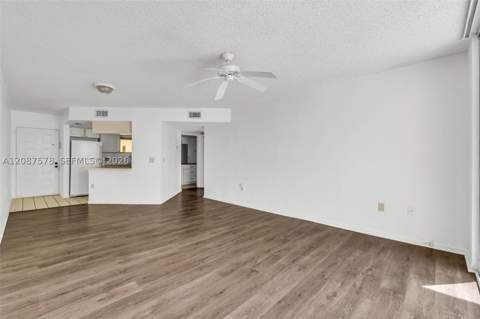8255 Lake Dr 304, Doral FL - photo 16 of 26