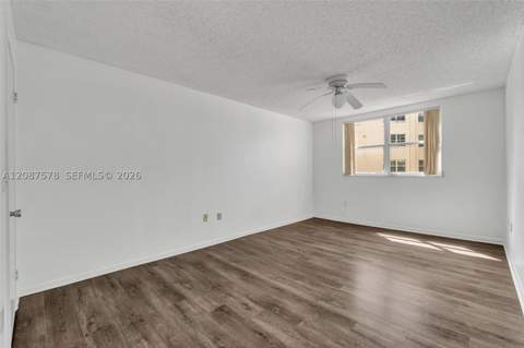 8255 Lake Dr 304, Doral FL - photo 23 of 26