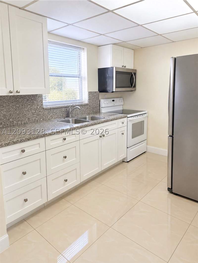 2 bedroom Condominium at 9357 Fontainebleau Blvd D310, The Beach Club Fontainebl, Miami — photo 3