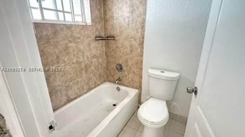 11051 W Okeechobee Rd 101, Hialeah Gardens FL - photo 15 of 24
