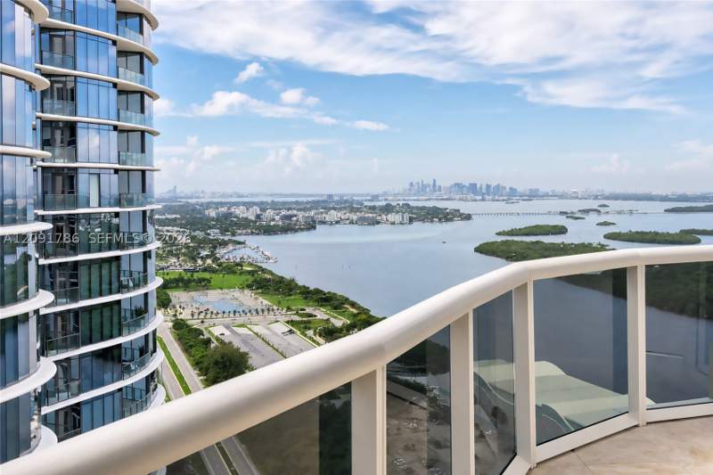 3 bedroom Condominium at 15811 Collins Ave 4007, Tdr Tower III Condo, Sunny Isles Beach — photo 5
