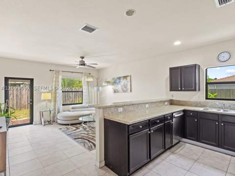 11865 SW 236th St, Homestead FL - photo 6 of 35