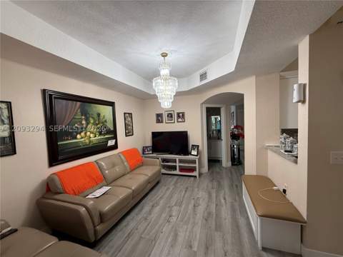 4481 NW 163rd St, Miami Gardens FL - photo 9 of 31