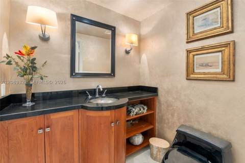 610 Valencia Ave 502, Coral Gables FL - photo 24 of 29