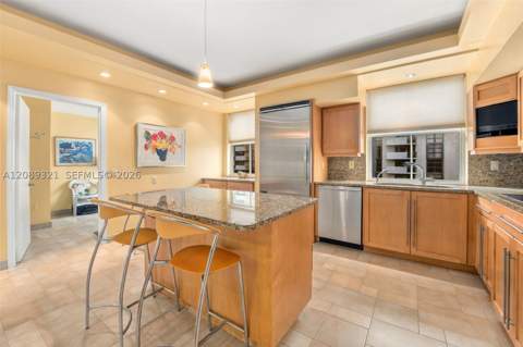610 Valencia Ave 502, Coral Gables FL - photo 9 of 29