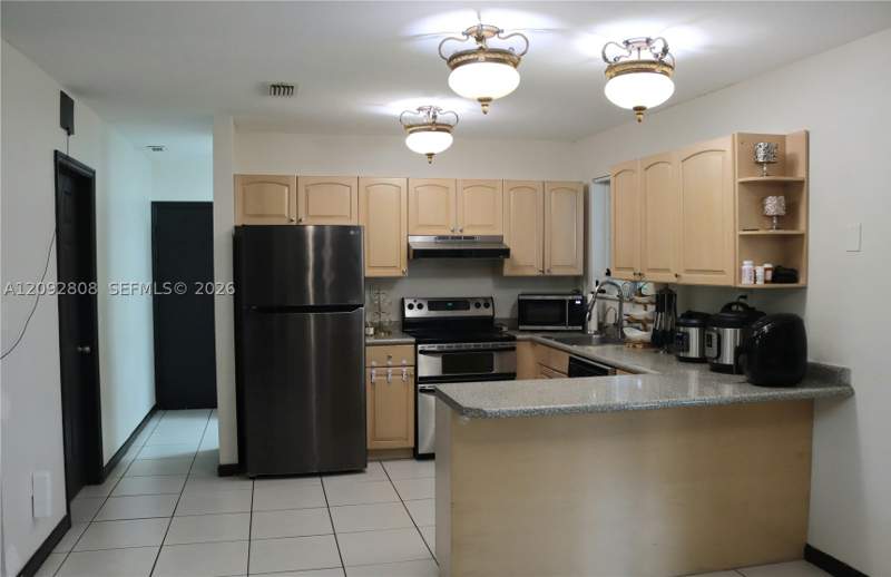 4 bedroom SingleFamilyResidence at 16401 SW 293rd St, Paradise Pines, Homestead — photo 5