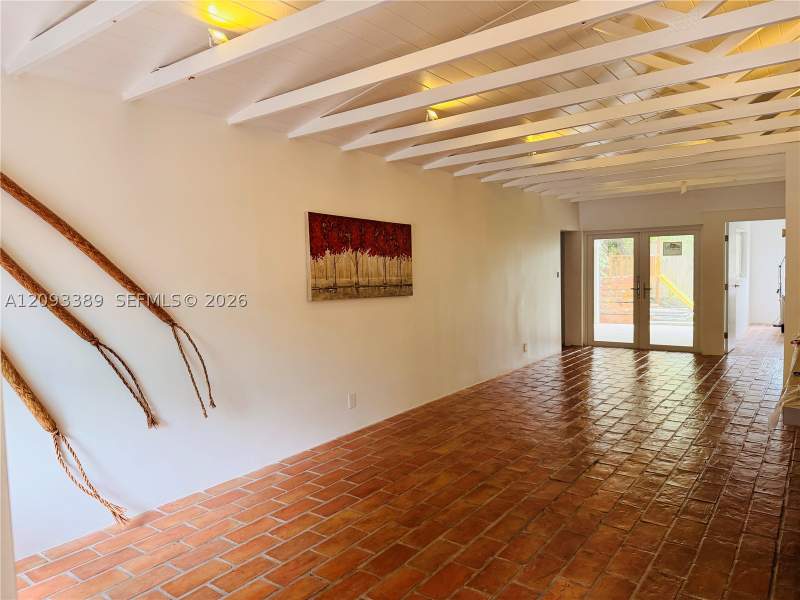 3 bedroom SingleFamilyResidence at 3841 Kumquat Ave, Douglas Circle, Miami — photo 2