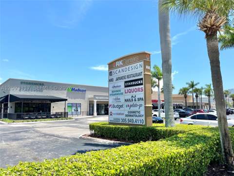 2935 NE 163rd St 5P, North Miami Beach FL - photo 23 of 31