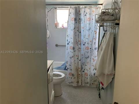 13715 Kendale Lakes Cir A-107, Miami FL - photo 15 of 29