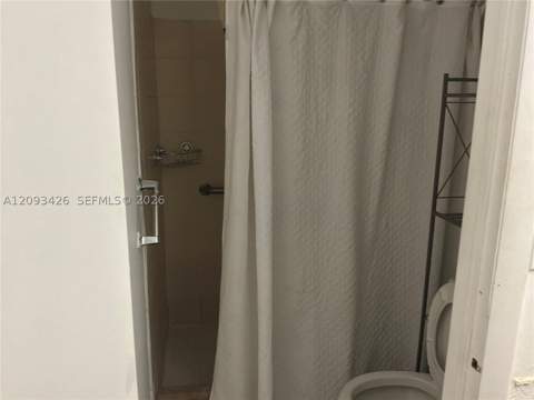 13715 Kendale Lakes Cir A-107, Miami FL - photo 21 of 29