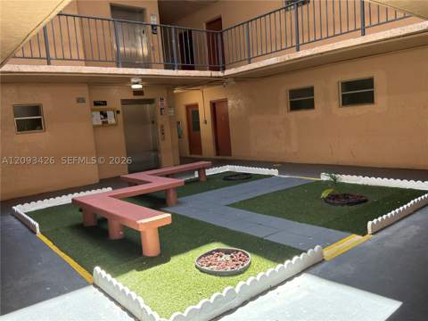 13715 Kendale Lakes Cir A-107, Miami FL - photo 6 of 29