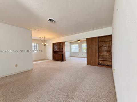 949 NW 9th St, Homestead FL - photo 6 of 33