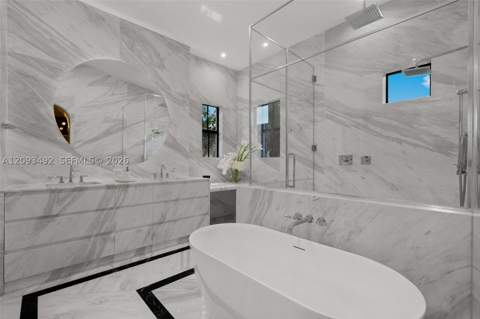 1803 S Bayshore Ln, Miami FL - photo 14 of 34