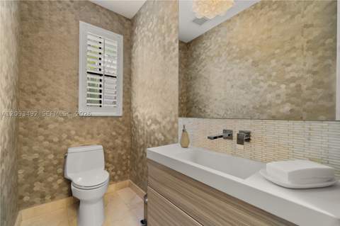 1803 S Bayshore Ln, Miami FL - photo 24 of 34