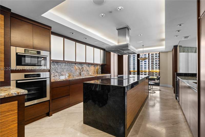 3 bedroom Condominium at 9999 Collins Ave 9J, Bal Harbour Tower Condo, Bal Harbour — photo 3