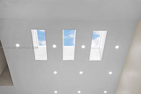 8745 NW 150th Ter, Miami Lakes FL - photo 6 of 46