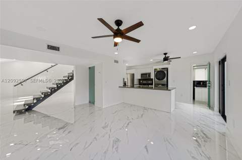 8745 NW 150th Ter, Miami Lakes FL - photo 8 of 46