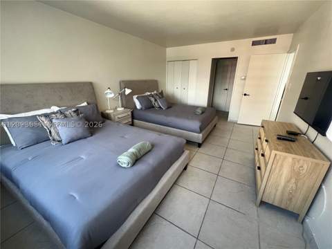 5161 Collins Ave 1211, Miami Beach FL - photo 13 of 33