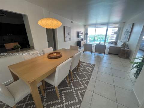 5161 Collins Ave 1211, Miami Beach FL - photo 7 of 33