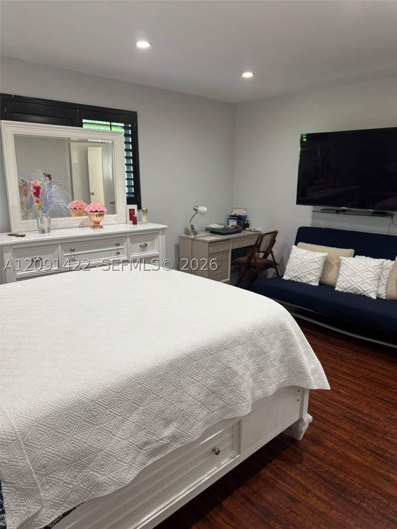 3 bedroom SingleFamilyResidence at 111 SW 24th Ave, Boscoble, Miami — photo 5