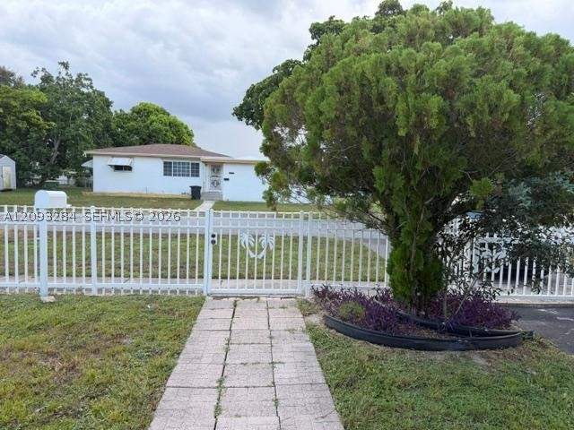 2 bedroom SingleFamilyResidence at 12955 NW 13th Ave, Breezy Heights 1st Addn, North Miami — photo 2