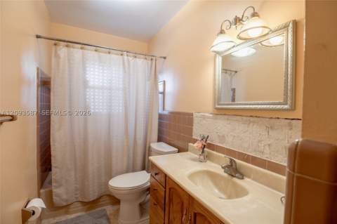16020 SW 97th Ct, Miami FL - photo 18 of 31