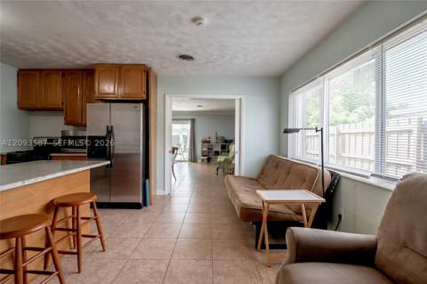 16020 SW 97th Ct, Miami FL - photo 9 of 31