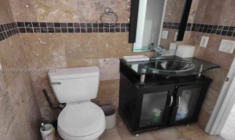 16231 NW 84th Ct, Miami Lakes FL - photo 11 of 20