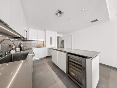 88 SW 7th St 2506, Miami FL - photo 11 of 25