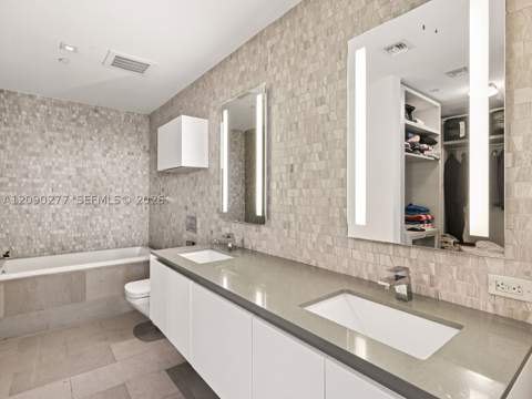 88 SW 7th St 2506, Miami FL - photo 24 of 25