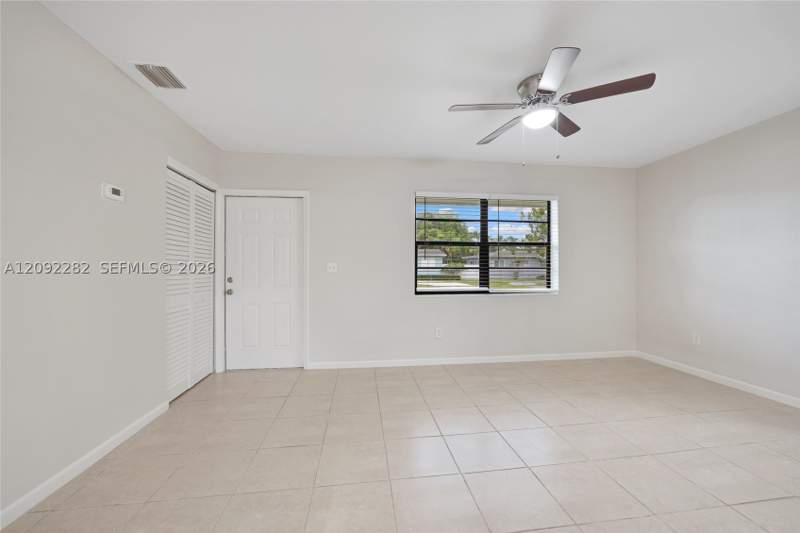 4 bedroom SingleFamilyResidence at 11822 SW 169th St, Richmond Hill Farms, Miami — photo 3